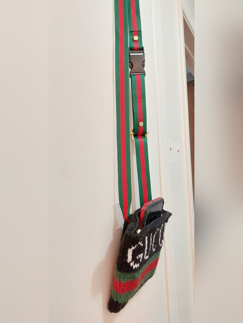 NEW Gucci Black Knit Belt Bag/Phone Case Green/Red Adjustable Strap - Picture 6 of 10